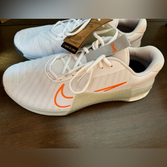 Nike Metcon 9 | Men’s Size 14 | White/Silver/Orange - Picture 6 of 8